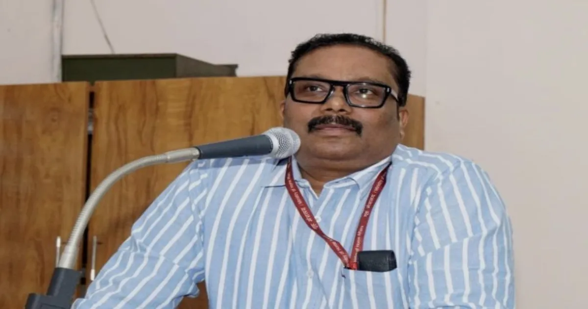 Suspended IAS Officer B. Ashok Calls Suspension A “Badge Of Honour”, Targets Kerala CM