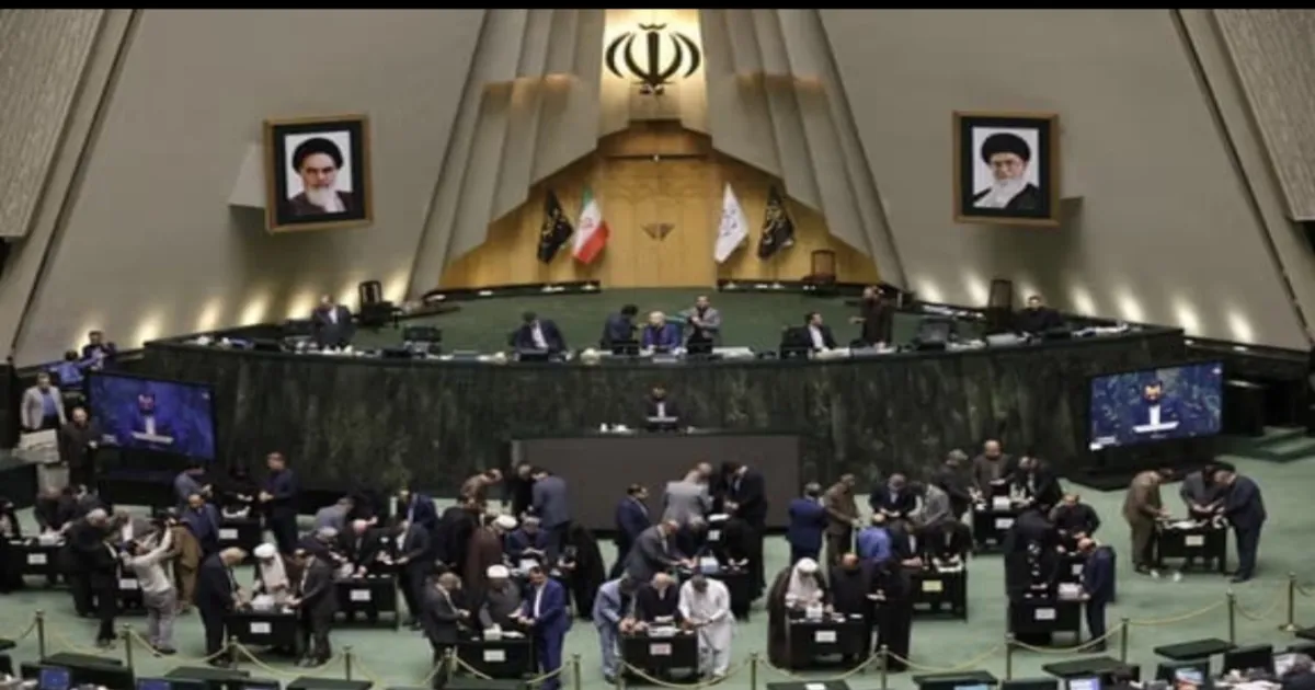 Hard-Line MPs And Security Officials Pressure Khamenei to Halt US Negotiations