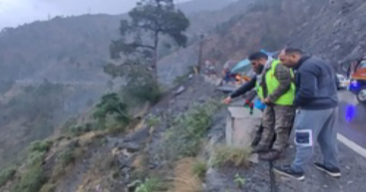 Horror in J-K: SUV Plummets 600 Feet, Killing Five, One Fights for Life!