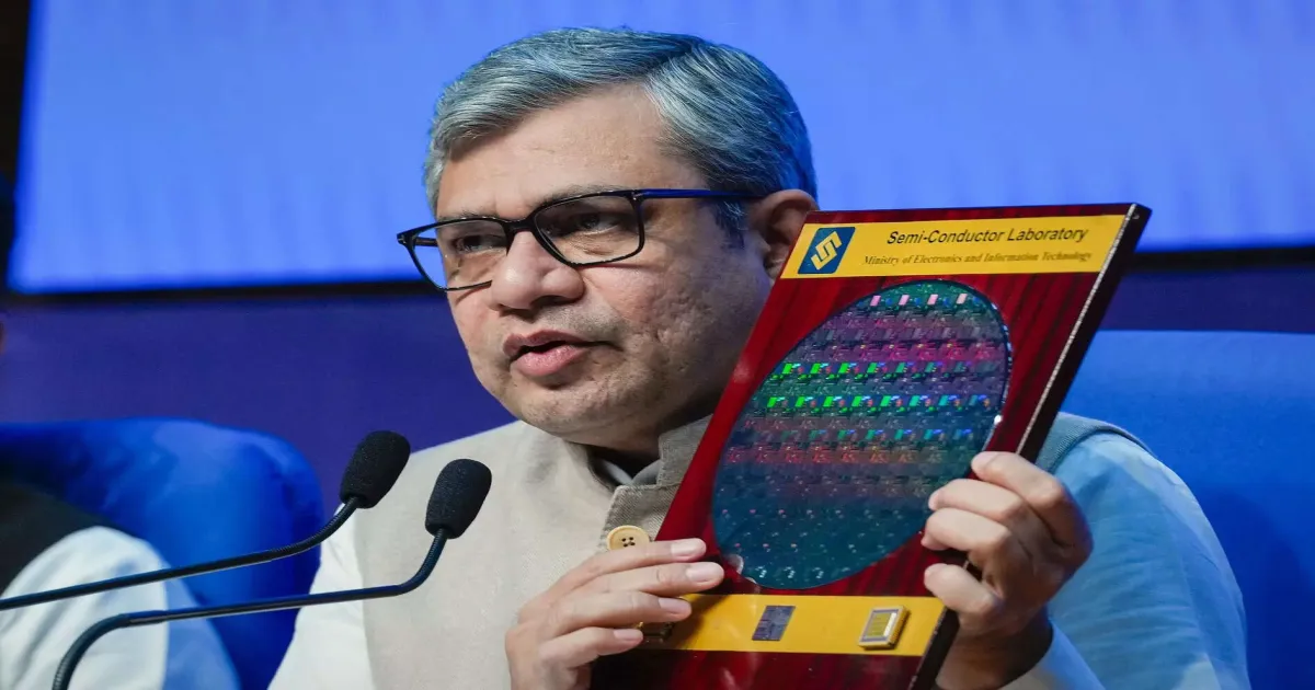 India Set to Launch Commercial Semiconductor Chip Production in 2026