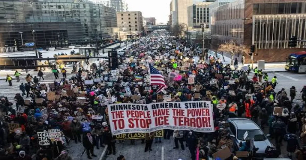 Thousands Brave Subzero Cold in Minnesota to Protest ICE Crackdown