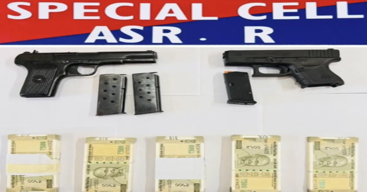 #JUSTIN: ISI Operative Arrested in Amristar! Weapons, Fake Currency Seized