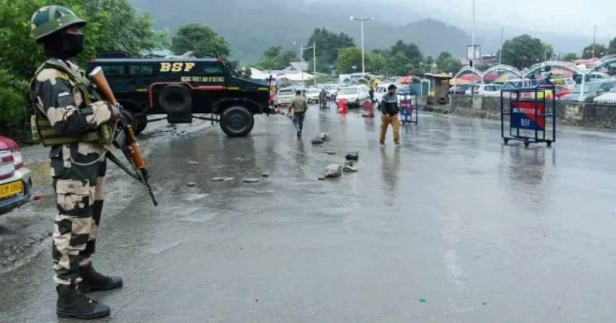 Amarnath Yatra Halted: Heavy Rains Force Suspension After Deadly Landslide