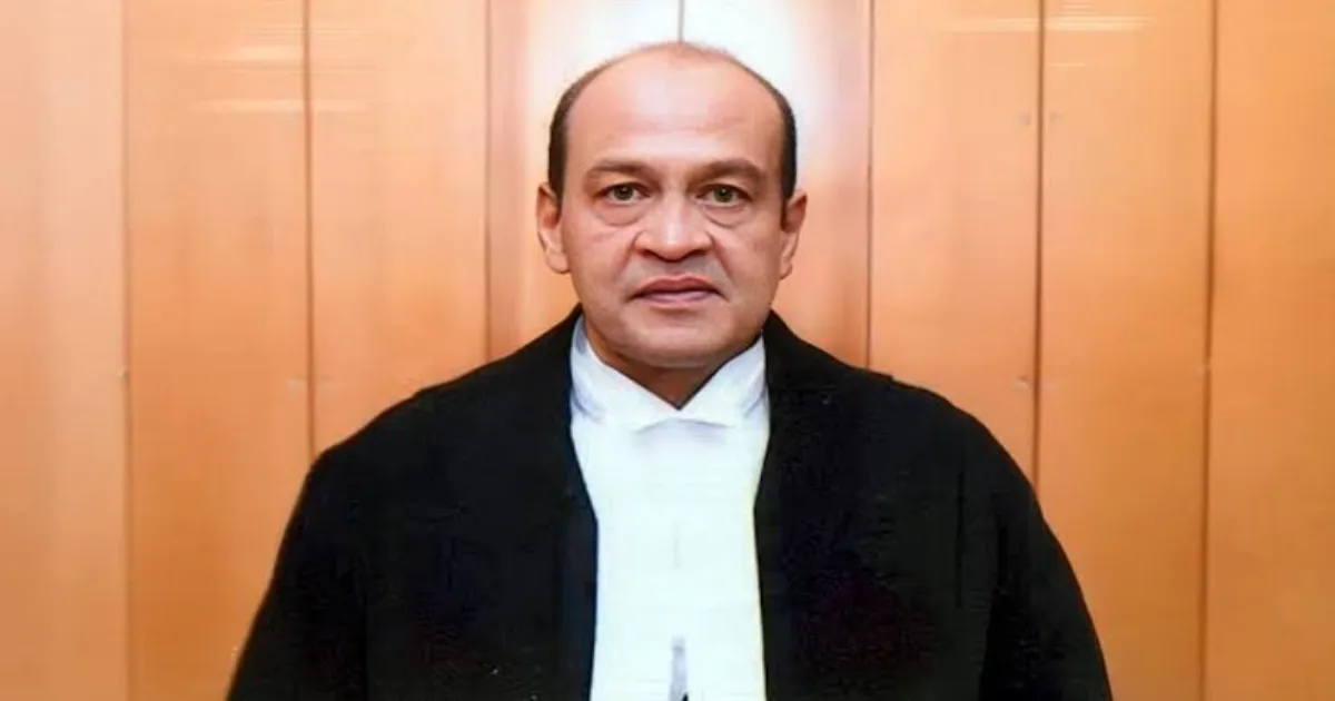 cash-discover-row-delhi-hc-chief-justice-submits-report