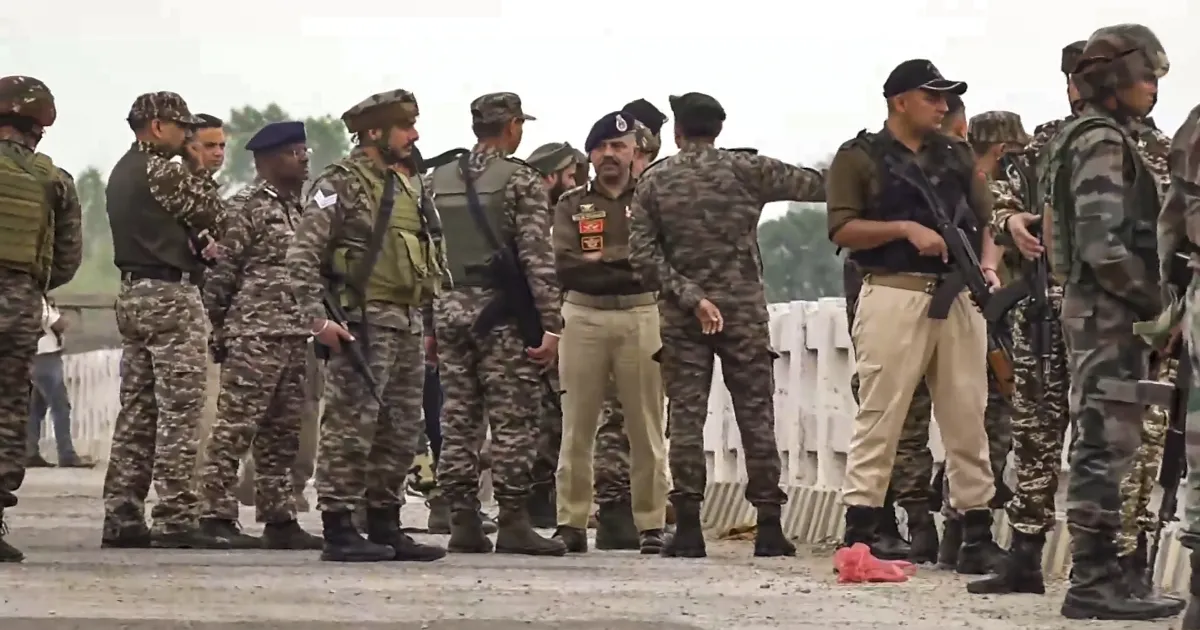 breaking-senior-officer-3-jawans-injured-in-ongoing-kat