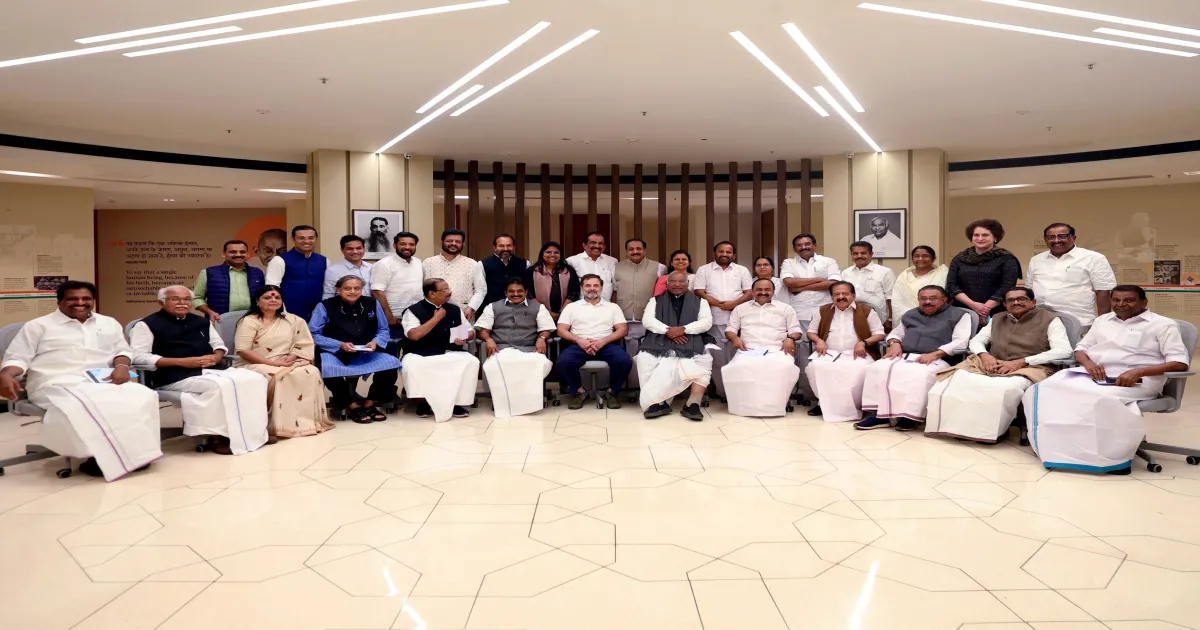 STAND AS ONE!! Rahul's Emphatic Message After Kerala Leaders Meet