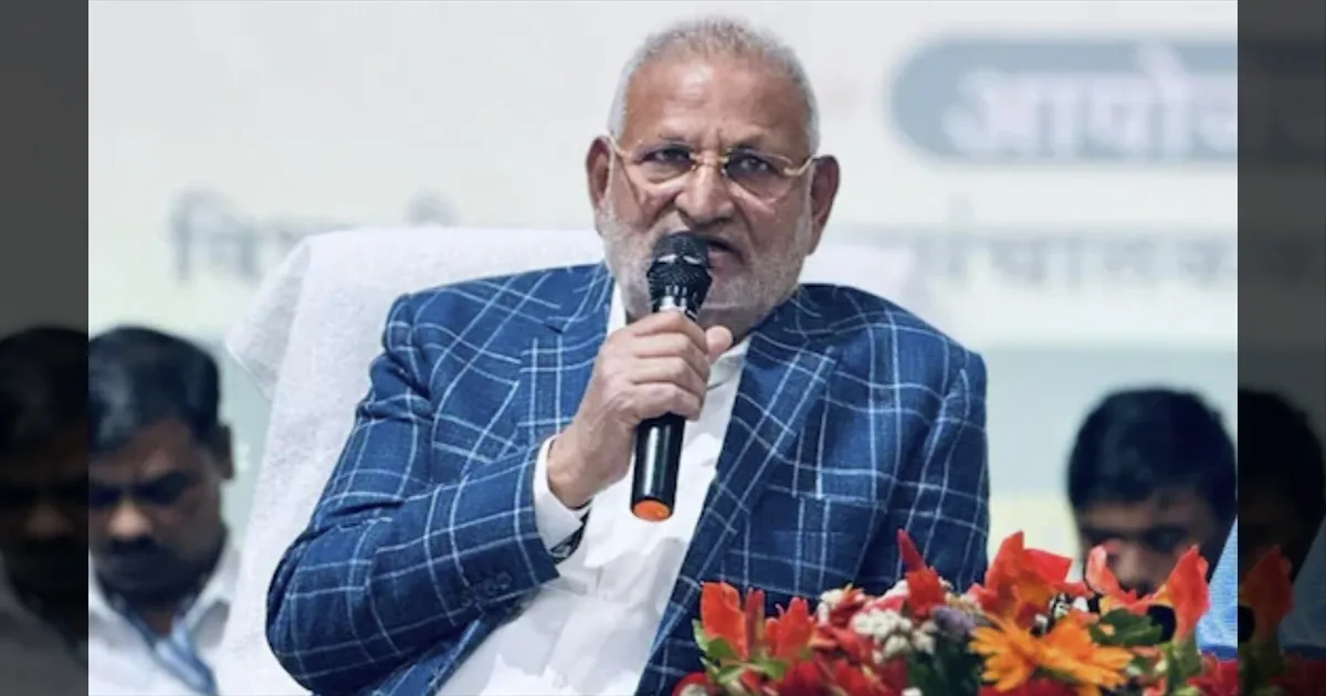 scandal-snags-maharashtras-new-regime-agriculture-minis