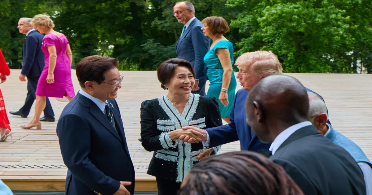 South Korea President Calls On Trump To Help Restart North Korea Peace Negotiations