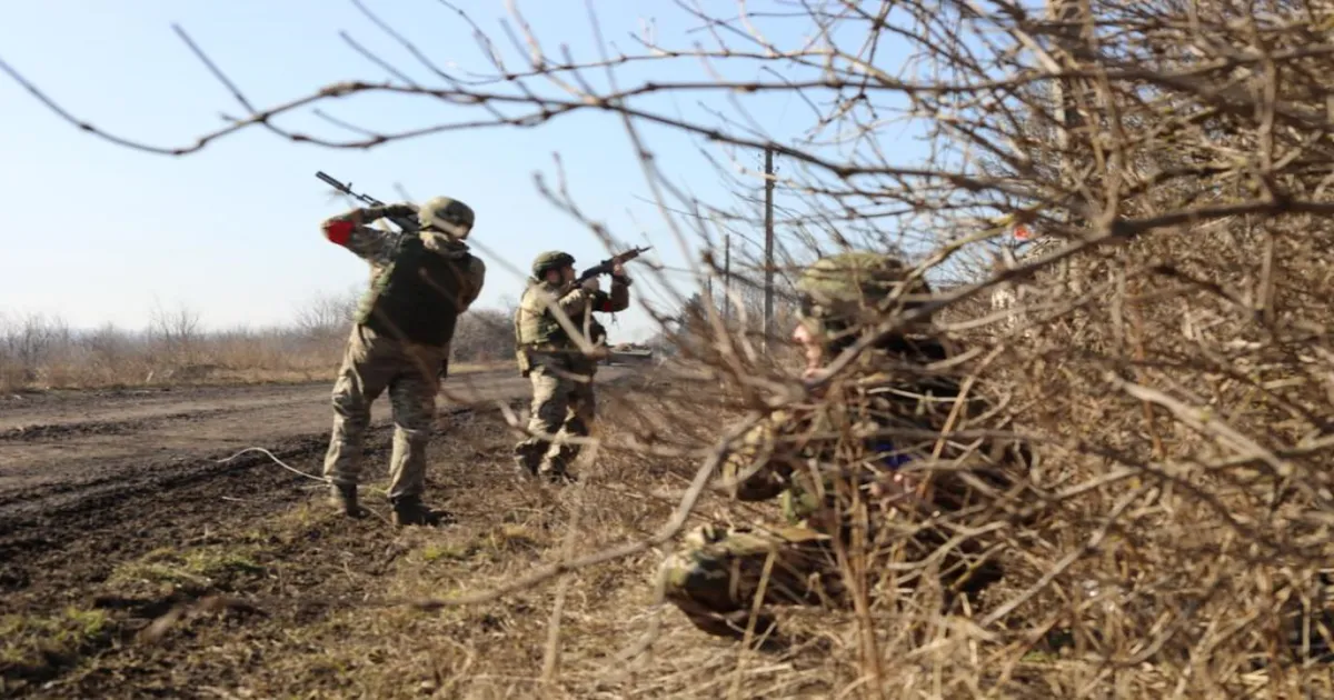 russia-begins-demining-in-kursk-ukraine-denies-encircle
