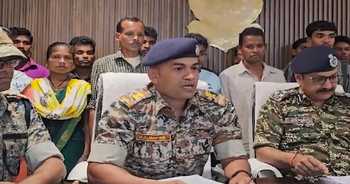 More Surrenders! 22 Naxalites, Including Four with Rs 26 Lakh Bounty Lay Down Arms