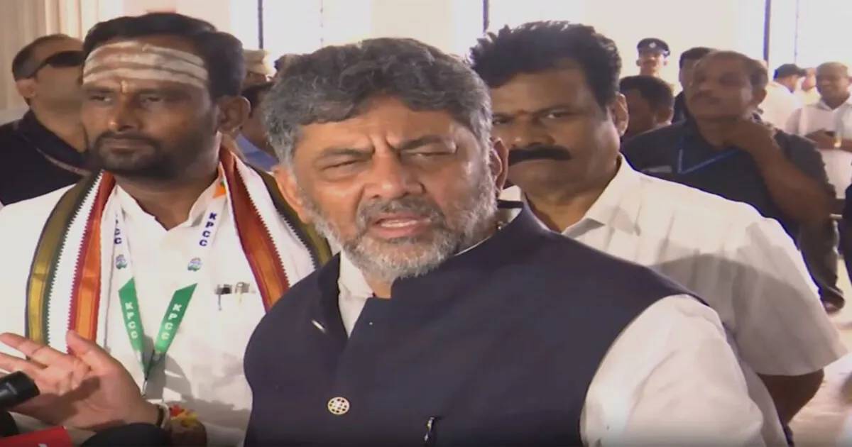 Karnataka CM Shivakumar Ready For Talks With Tamil Nadu CM Vijay On Mekedatu Project