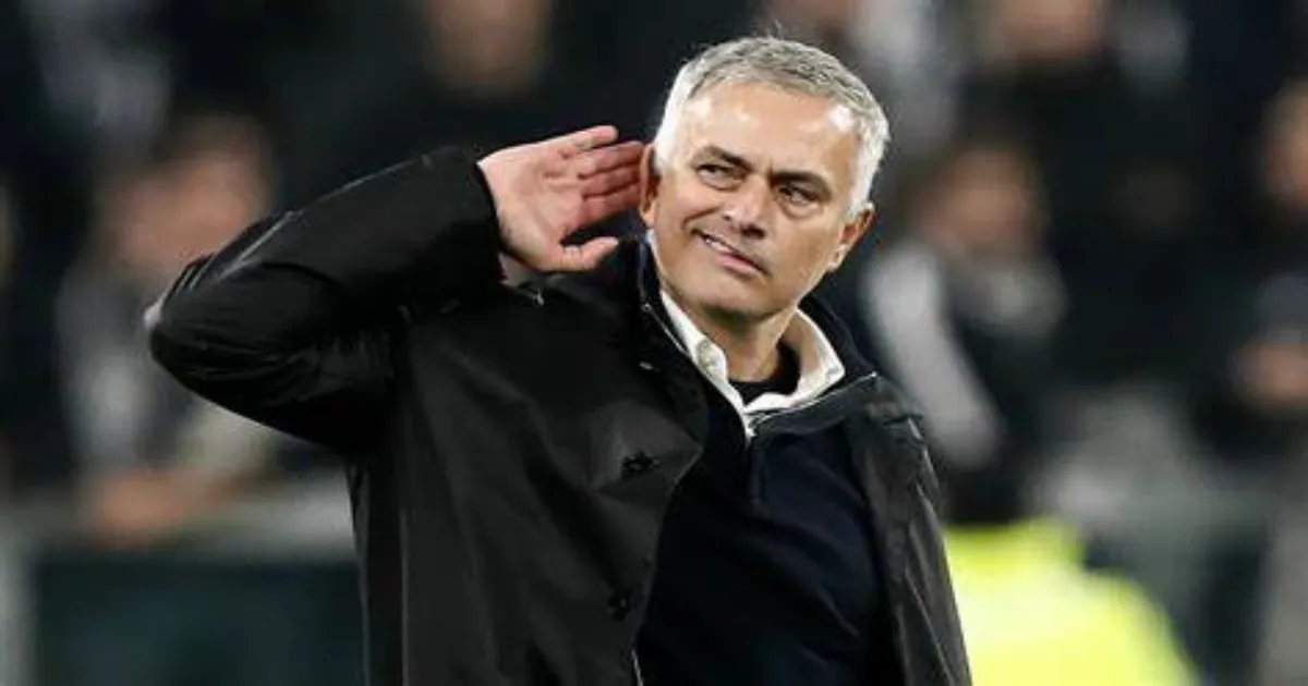 mourinho-does-mourinho-things-and-its-again-silly-funny