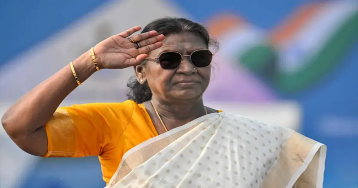 INS Vikrant and 32 Aircraft to Dazzle at Kerala’s Navy Day 2025 Celebrations with President Murmu in Attendance