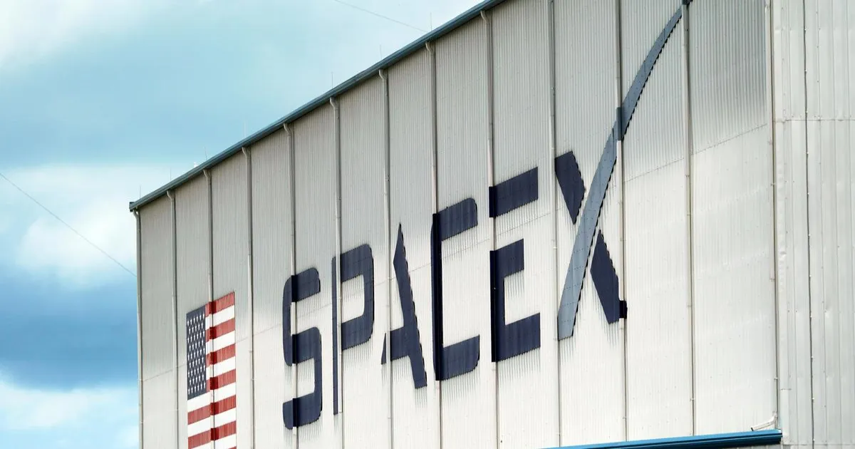 Pentagon Urged to Probe Chinese Ownership in Elon Musk's SpaceX
