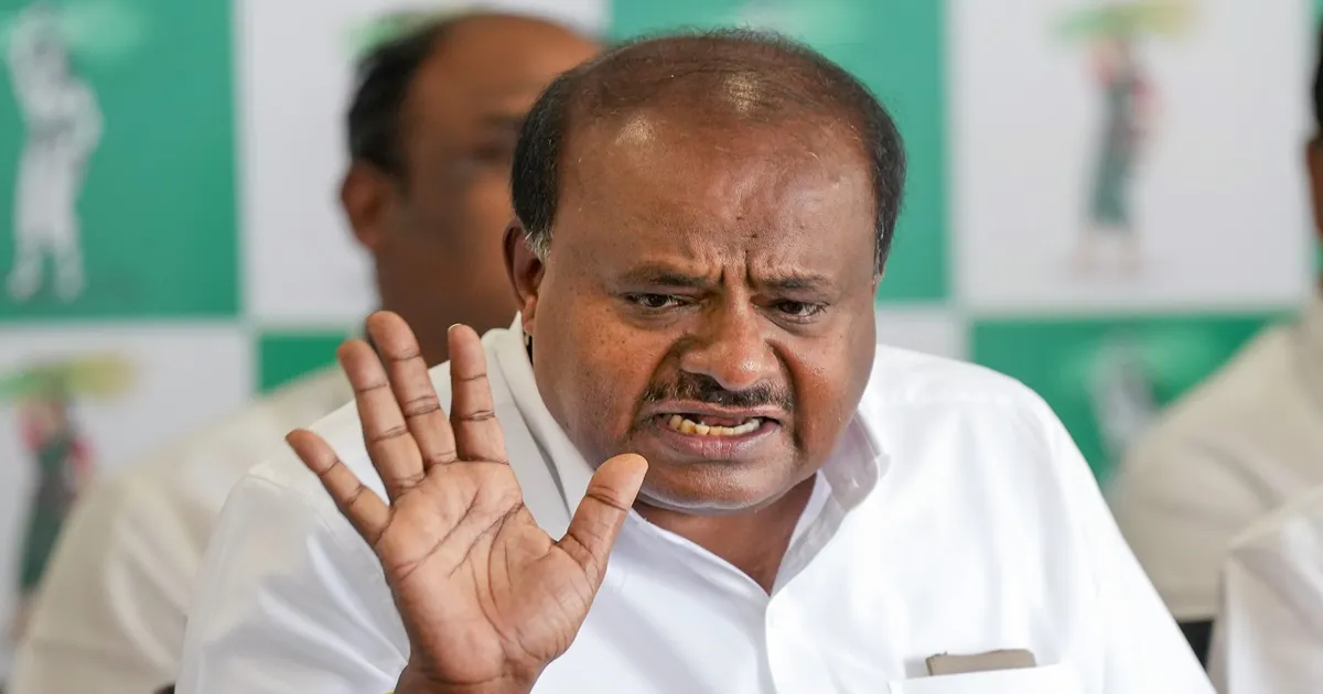 Kumaraswamy Questions Nagendra’s Resignation Amid Valmiki Corporation Row