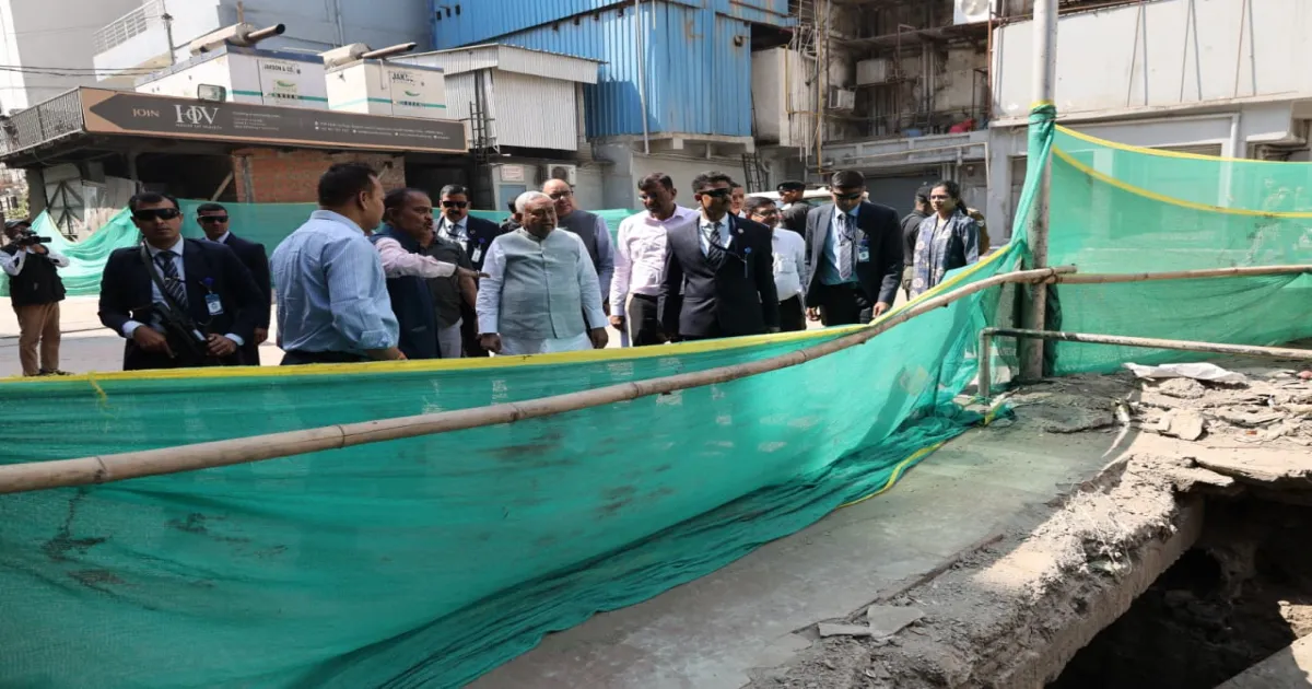 Nitish Kumar Reviews Saidpur Drain Project, Directs Officials to Fast-Track Work Before Monsoon