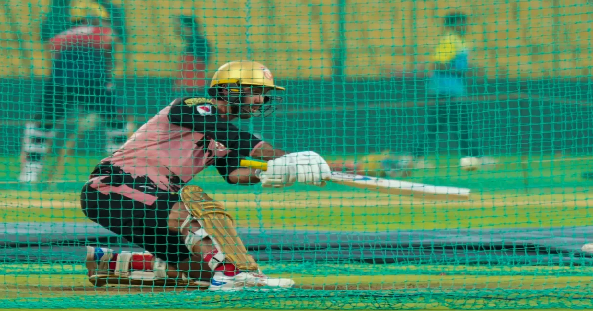ipl-enters-crucial-phase-both-rcb-pbks-cannot-afford-a