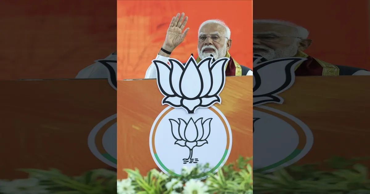 PM Modi Blasts TMC’s ‘Nirmam Sarkar’, Slams Violence and Teacher Scam at Bengal Rally