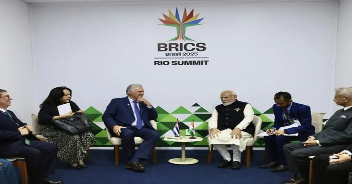Modi and Cuban President Forge Stronger Ties at BRICS Summit