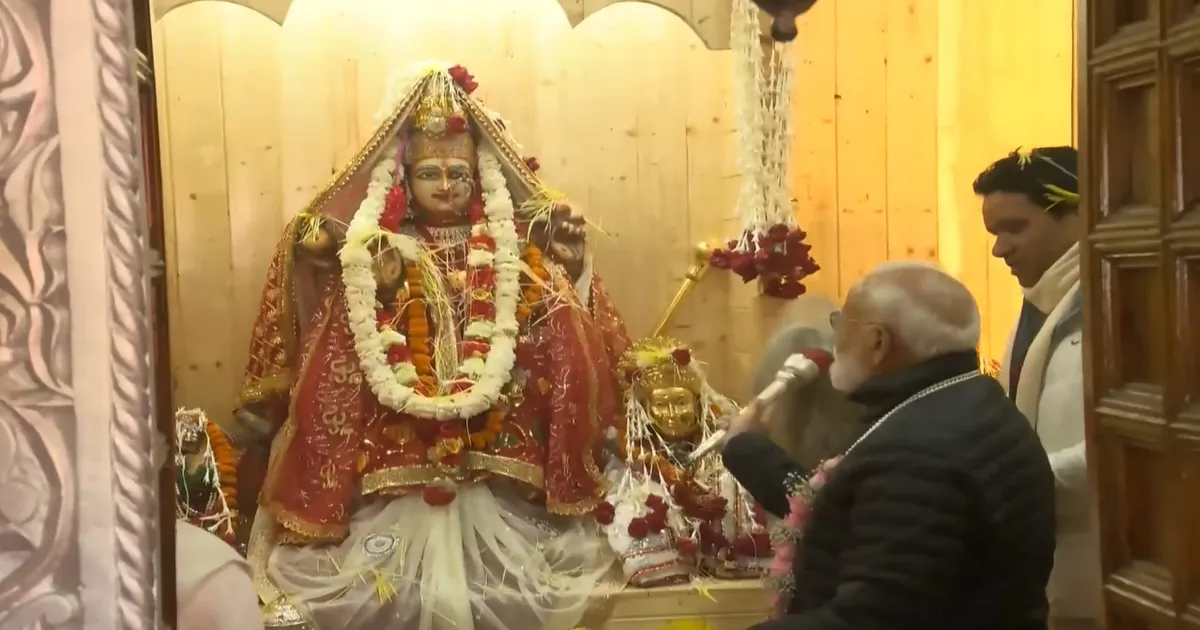 PM Modi Prays to Goddess Ganga at Mukhwa Temple in Uttarakhand