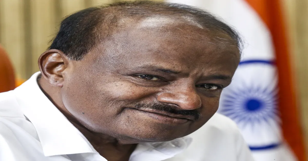 sc-halts-contempt-case-against-union-minister-hd-kumara