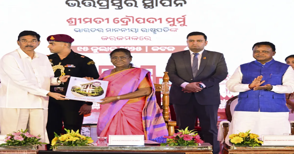 President Murmu Urges Students to Embrace Tech, Beware Misuse