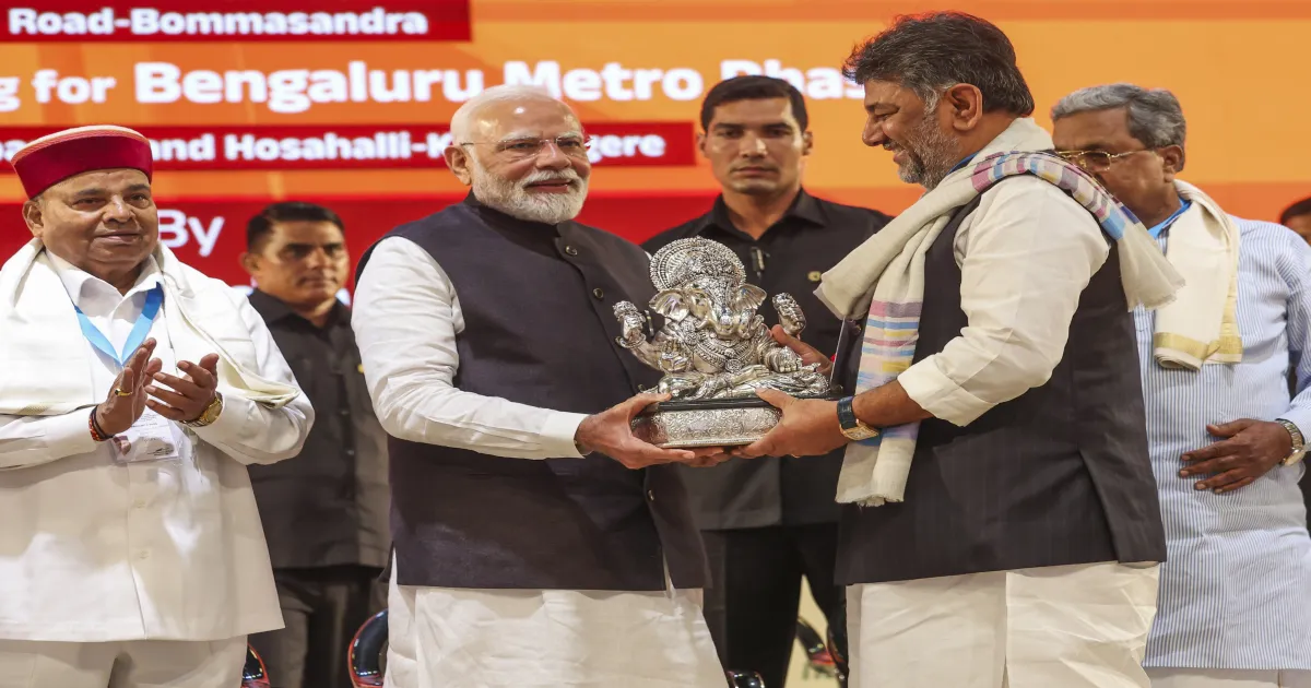 karnatakas-bold-plea-shivakumar-demands-rs-15-lakh-cror