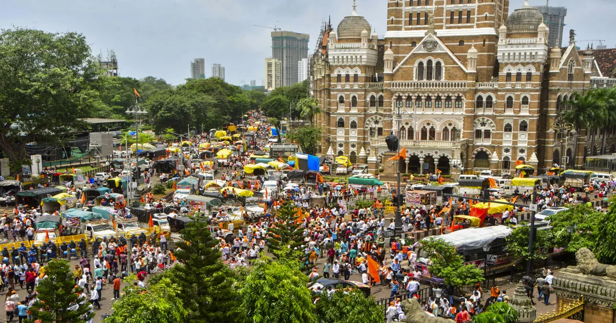 High Court Orders Mumbai Streets Cleared Amid Maratha Protest