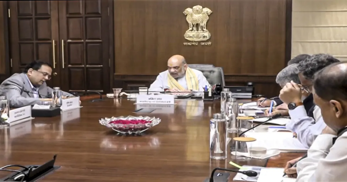 Amit Shah Convenes Second Emergency Security Meeting After Red Fort Bombing; Orders NIA Probe