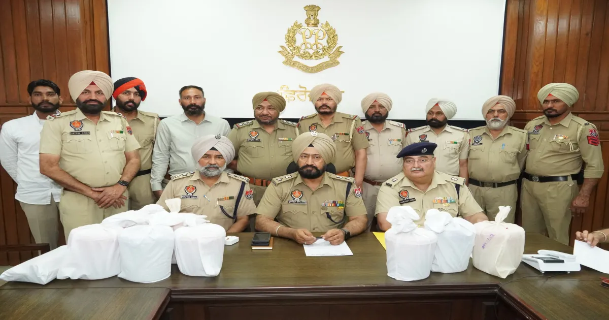 punjab-police-strike-again-8kg-heroin-seized-in-ferozep