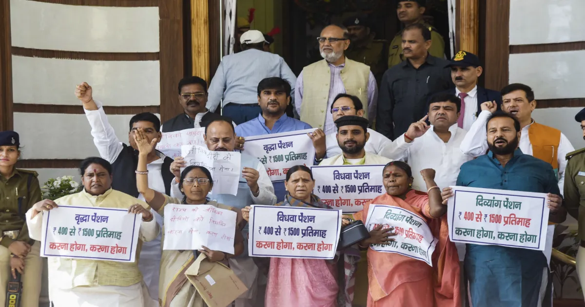 rabri-devi-leads-protest-demands-free-electricity-and-s