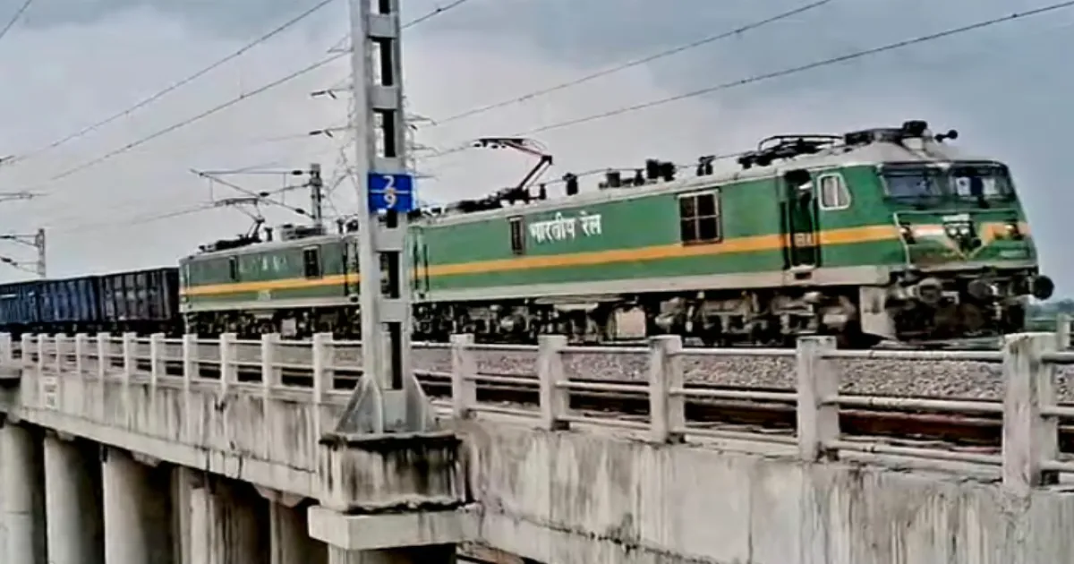 asias-longest-freight-train-rudrastra-conquers-trial
