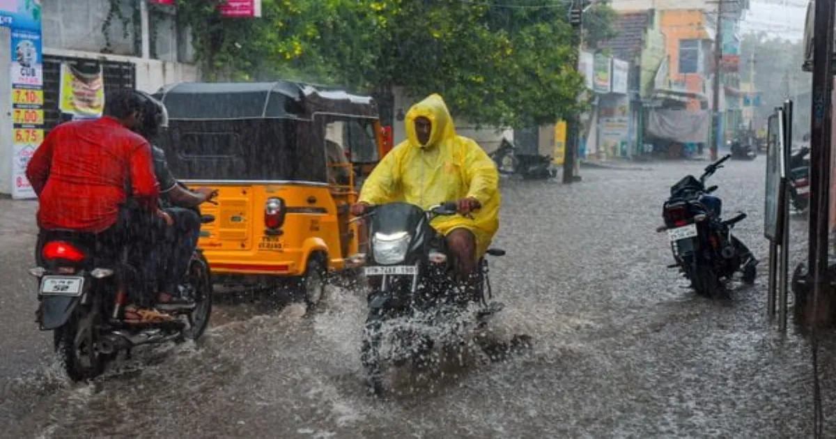 IMD Issues Yellow Alert for Chennai, 18 Tamil Nadu Districts Amid Heavy Rain Forecast