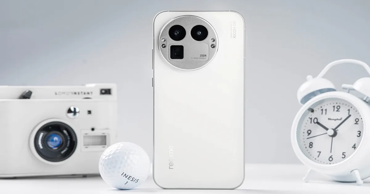 Realme GT 8 Pro’s High-Capacity 7,000mAh Battery and Ricoh GR Optics Steal the Show