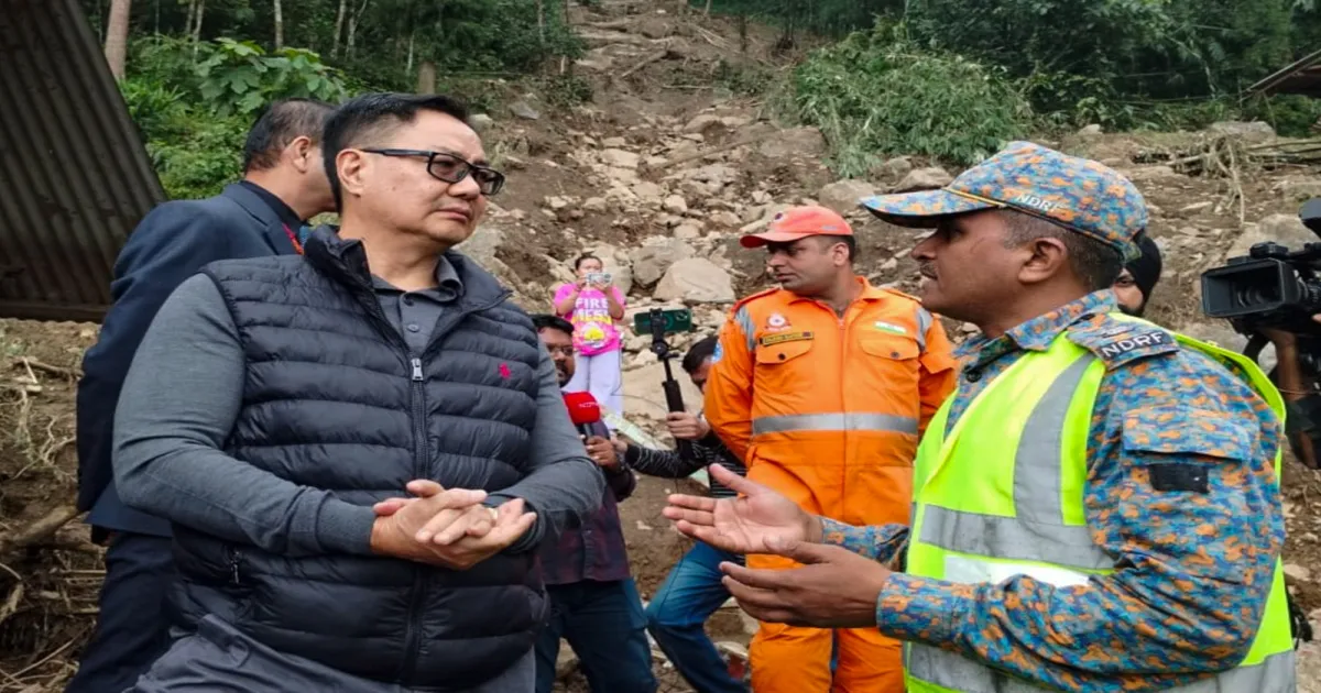 Rijiju Visits Flood-Hit Bengal; Condemns Mob Attack on BJP Lawmakers