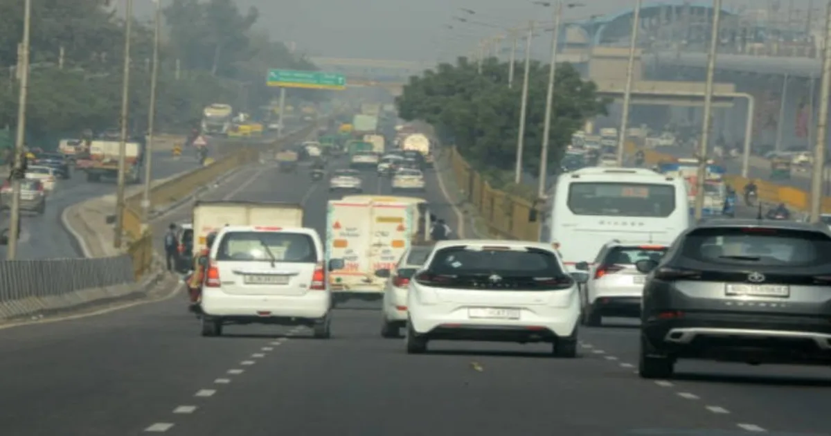 Delhi’s New Mission: Halve Road Deaths by 2030 with Zero Tolerance Zones