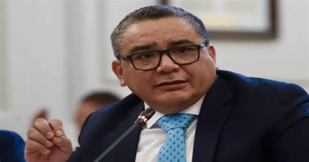 peru-ousts-interior-minister-over-escalating-violence
