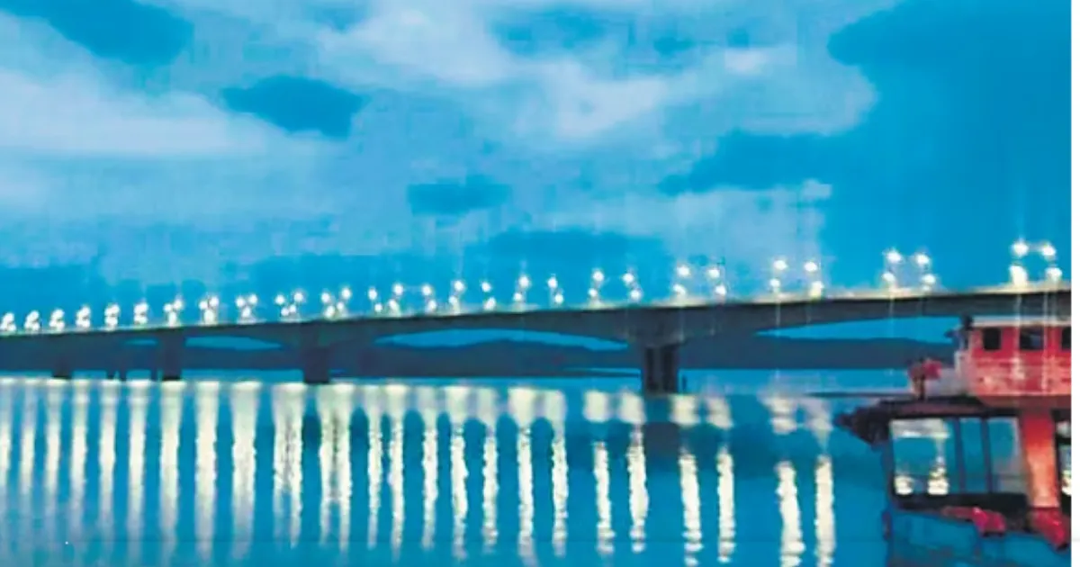 Gadkari Unveils Sigandur Bridge, Karnataka’s Connectivity Marvel