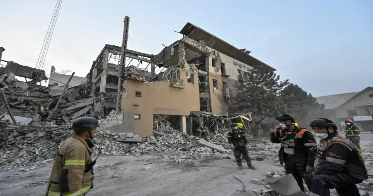 russia-intensifies-ukraine-attacks-as-us-peace-deadline