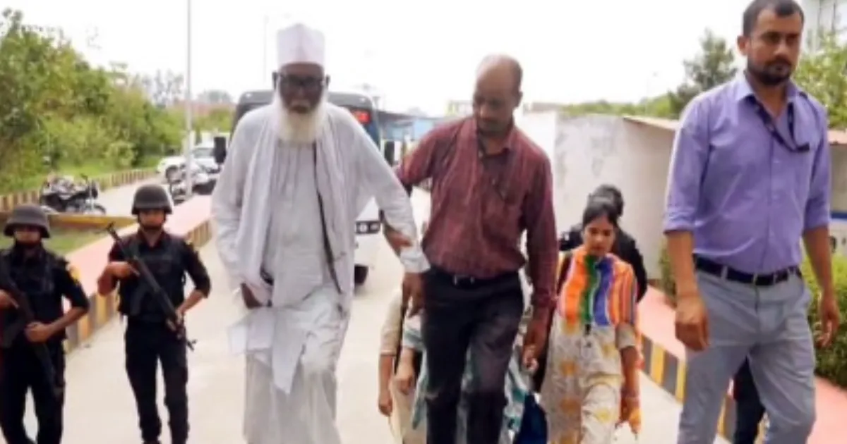 UP Man Alleges Forced Conversion Threats by Baba