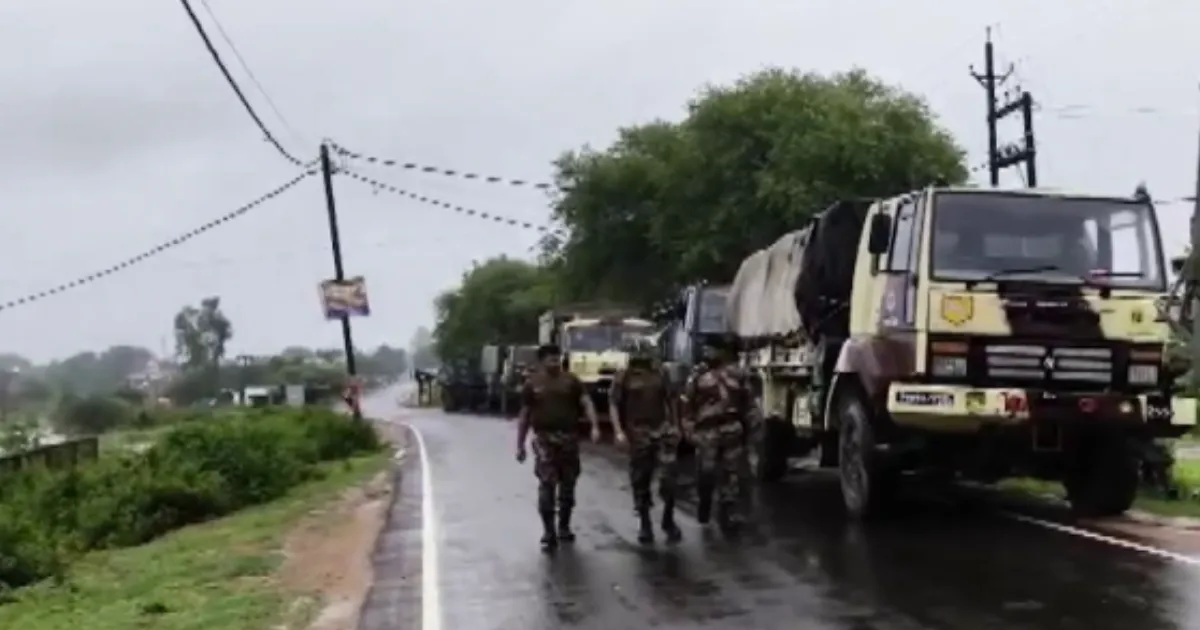 flood-horror-army-rescues-trapped-mp-villagers