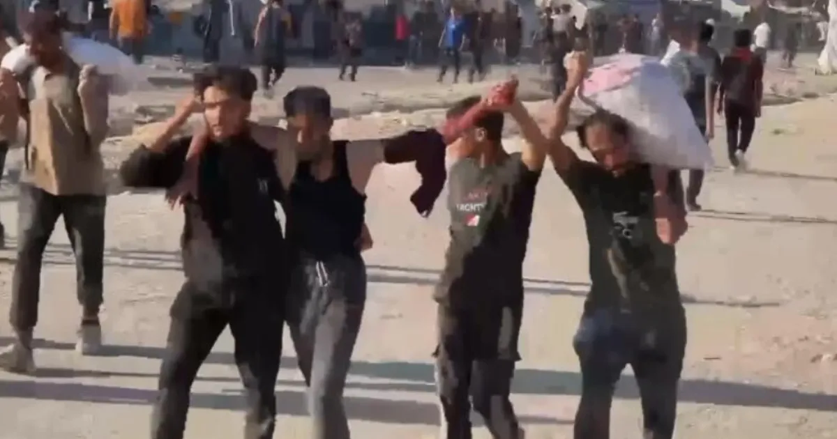 chaos-in-gaza-dozens-killed-in-aid-rush
