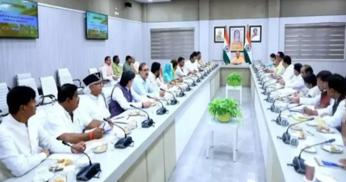 yogis-rs-42891-cr-plan-to-transform-lucknow