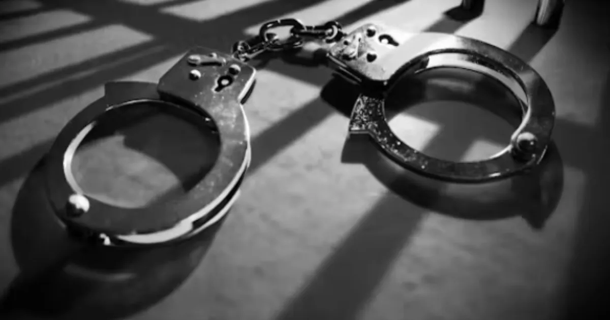 Man Kills Wife for Lover, Fakes Robbery