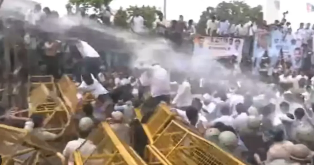 Jaipur Cops Blast Congress Protest with Water Cannons