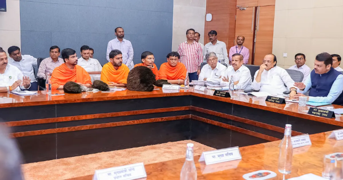 maharashtra-cm-pushes-for-elephants-return-from-vantara