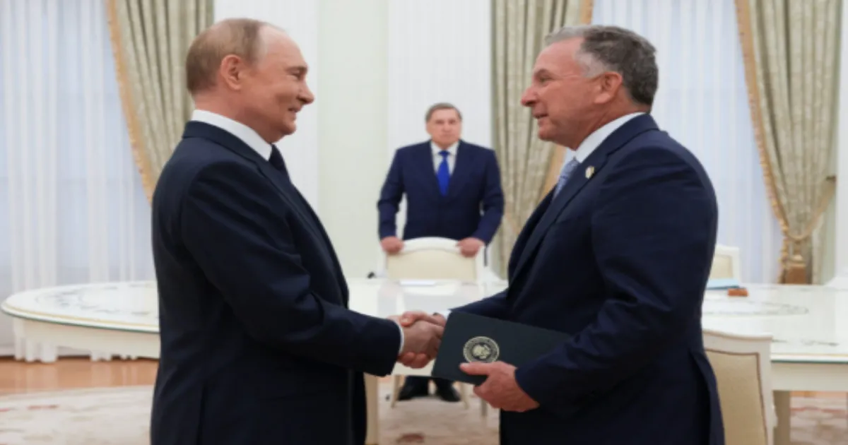Trump’s Envoy Meets Putin as Deadline Looms