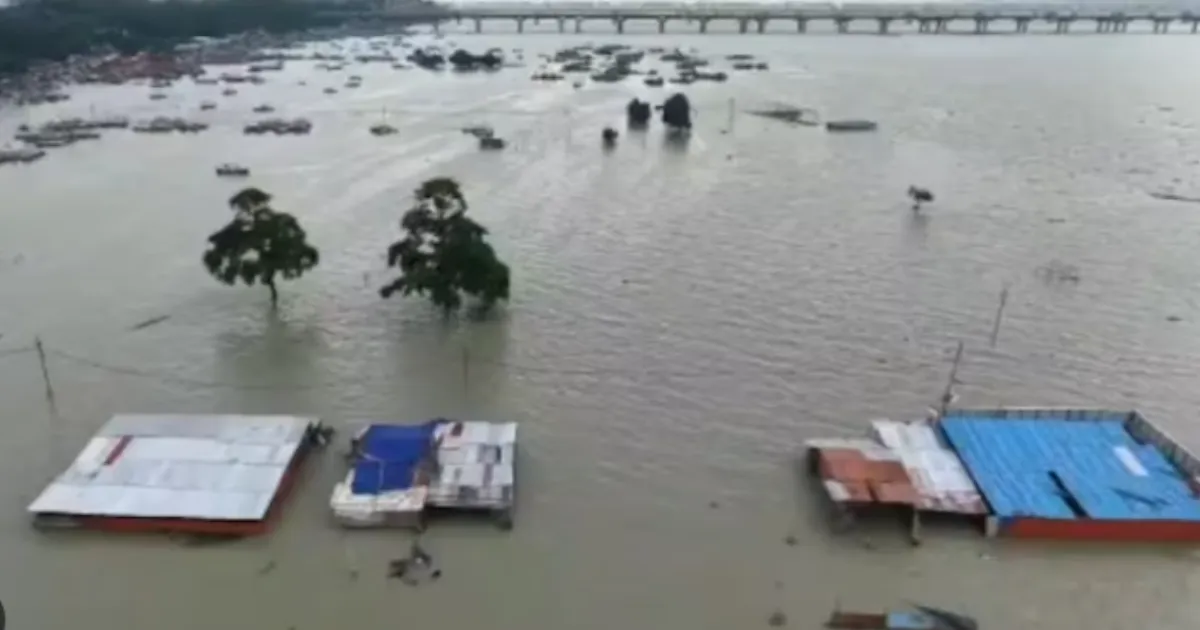 UP Floods: Major Rivers Recede but Flood Threat Lingers