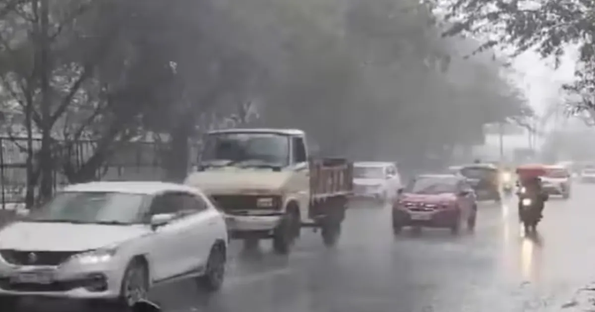 delhi-wakes-up-drenched-torrential-rain-brings-city-to