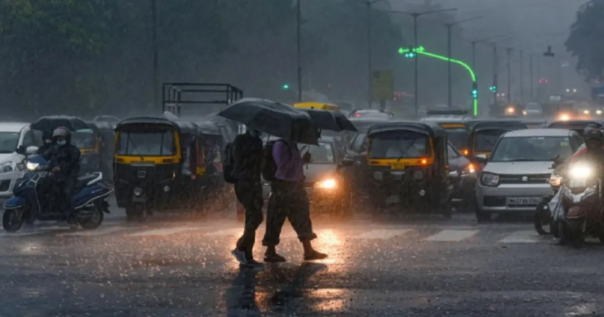 relentless-rains-batter-kerala-imd-issues-orange-alert